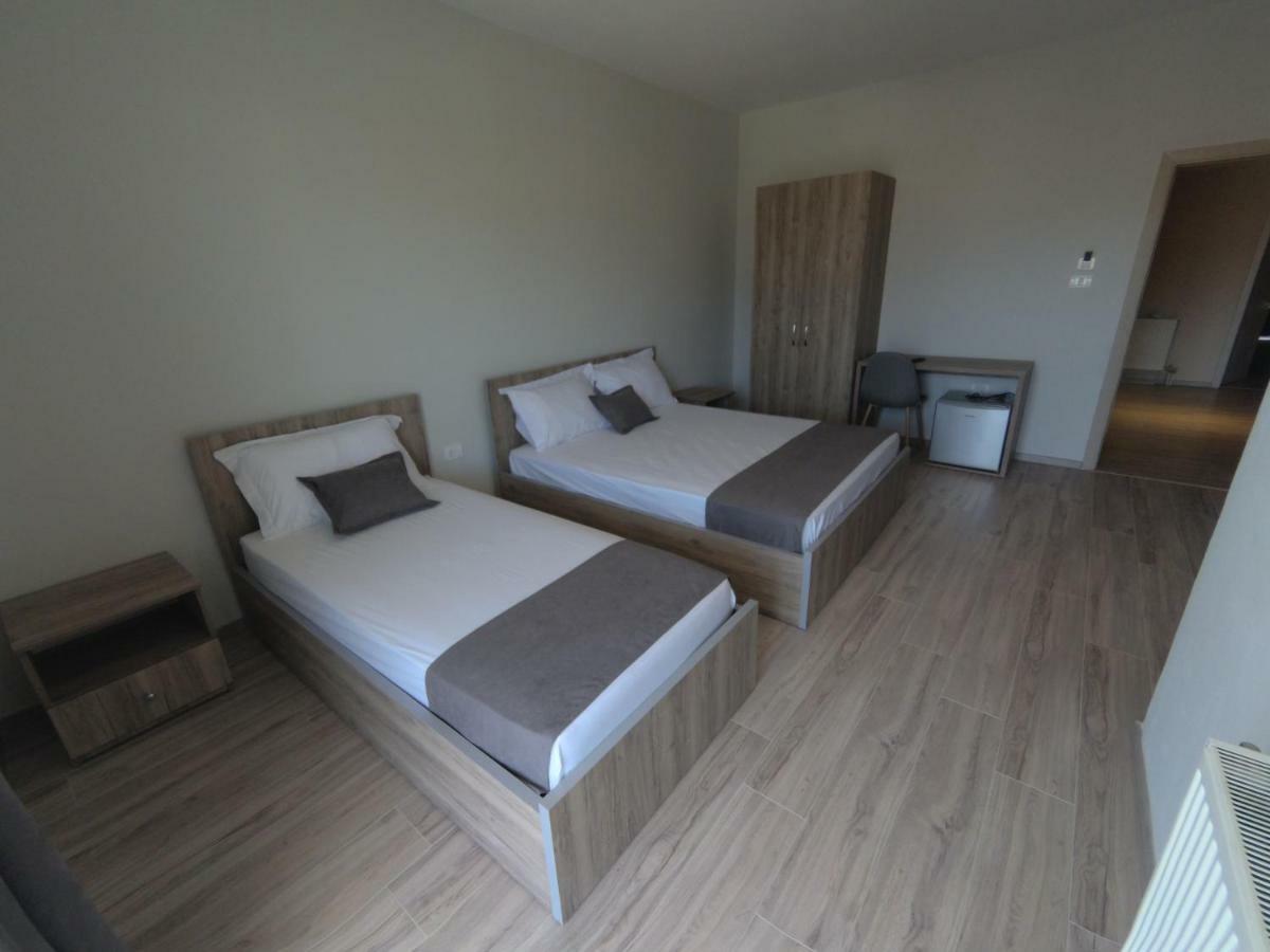 Hotel Vila Nino Berat Exterior foto