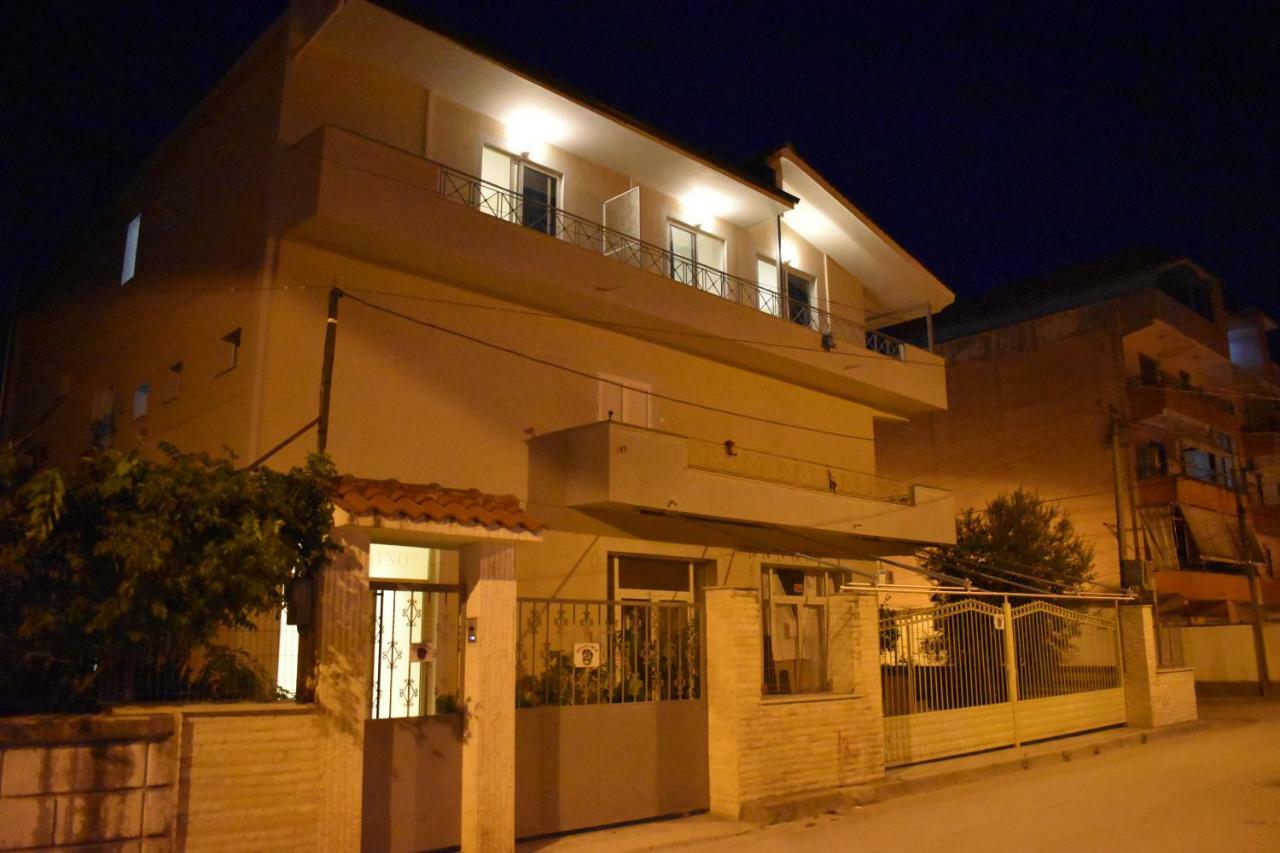 Hotel Vila Nino Berat Exterior foto